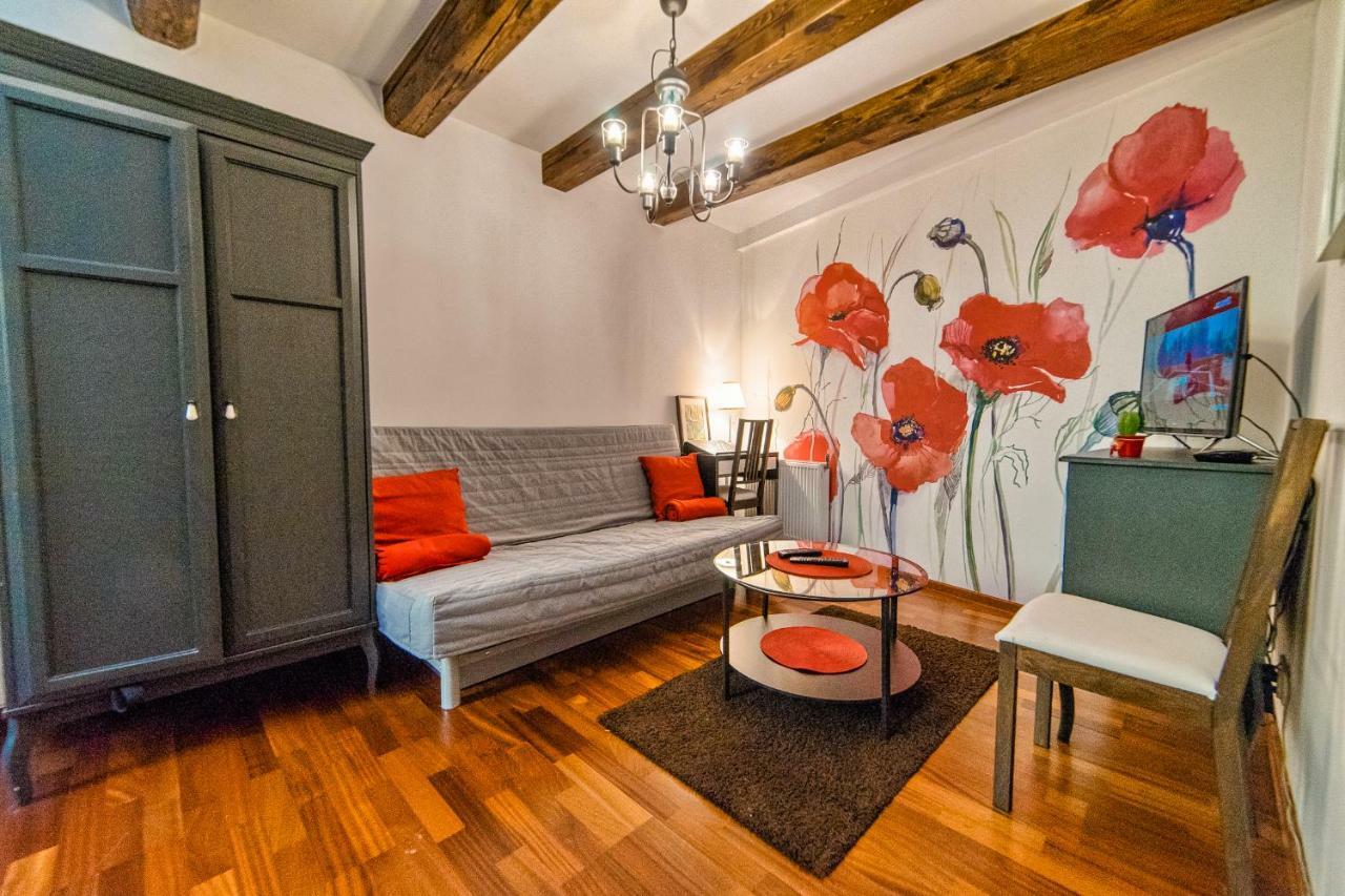 Quiet & Cosy Apt In The Heart Of Old Cracow Kraków Eksteriør billede